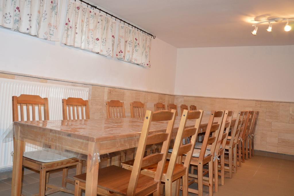 Vamosi Vendeghaz Apartment Nemesvamos ภายนอก รูปภาพ